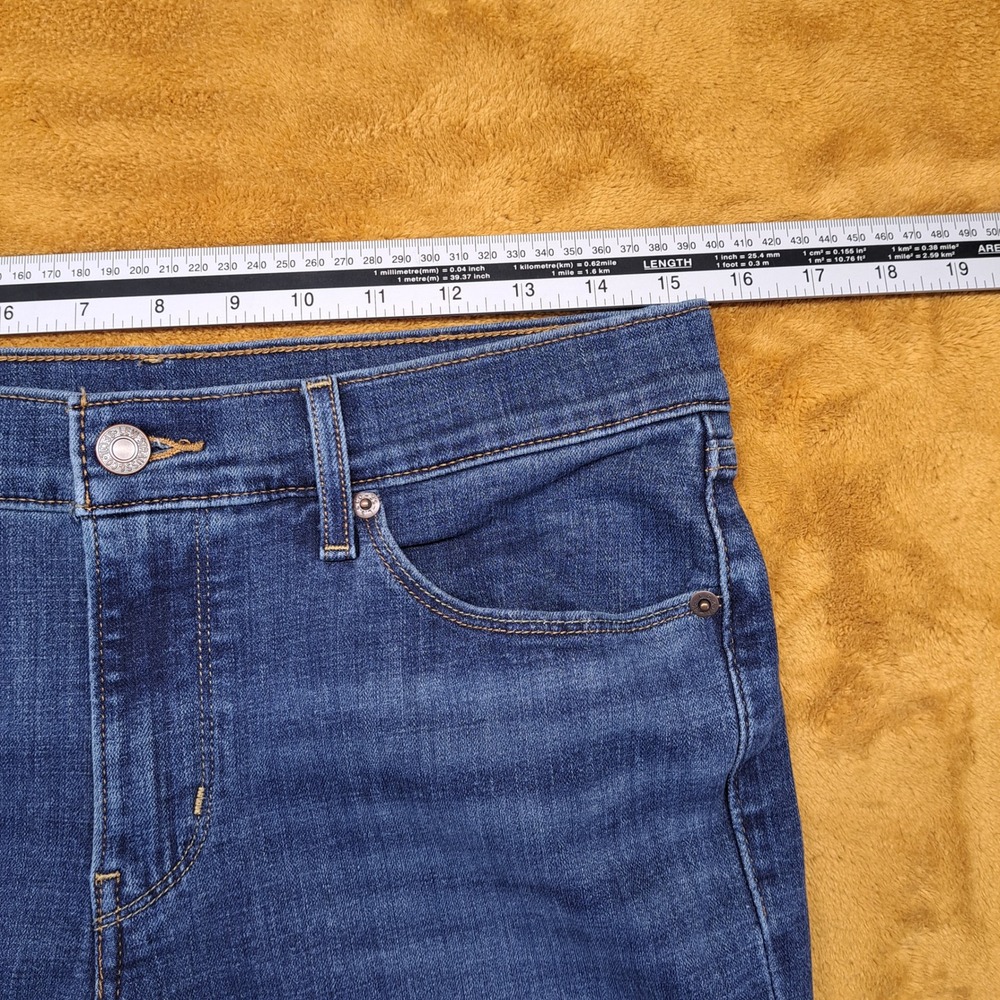 Levi's Classic Bootcut Jeans Womens 6M W28 L32 Blue Excellent Stretch Denim - Picture 5 of 14